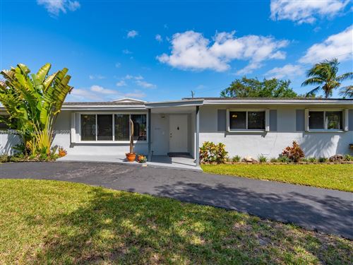 Photo of Listing MLS A11349464 in 8925 SW 172nd St Palmetto Bay FL 33157