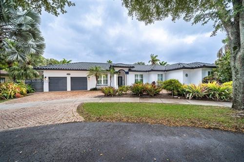 Photo of Listing MLS A11339540 in 15545 NW 82nd Pl Miami Lakes FL 33016