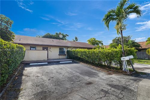 Photo of Listing MLS A11252563 in 4413 NW 5th Ave Deerfield Beach FL 33064