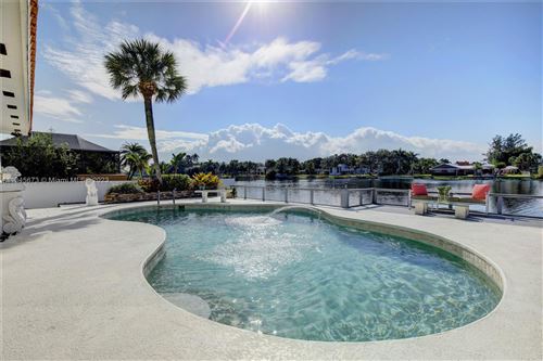 Photo of Listing MLS A11345673 in 7360 Loch Ness Dr Miami Lakes FL 33014