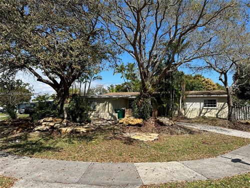 Photo of Listing MLS A11345708 in 19721 Whispering Pines Rd Cutler Bay FL 33157