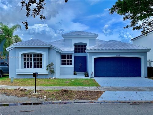 Photo of Listing MLS A11252818 in 15633 SW 96th Ter Miami FL 33196