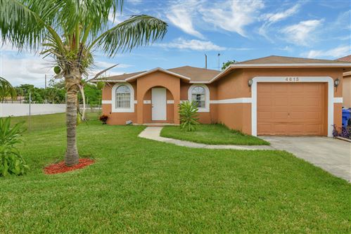 Photo of Listing MLS RX-10817380 in 4615 SW 18th Street West Park FL 33023