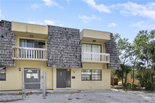 Photo of Listing MLS RX-10877699 in 941 SW 20th Court Delray Beach FL 33445