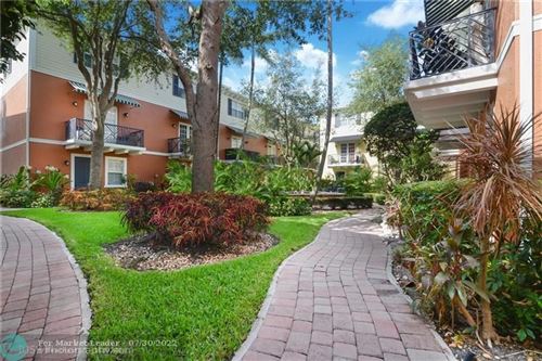 Photo of Listing MLS F10342129 in 2279 NE 9th Ave Wilton Manors FL 33305