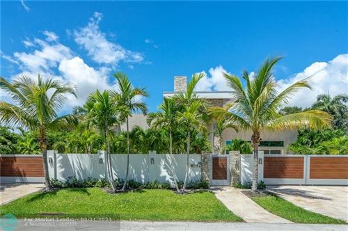 Photo of Listing MLS F10374340 in 2633 NE 27th Ter Fort Lauderdale FL 33306